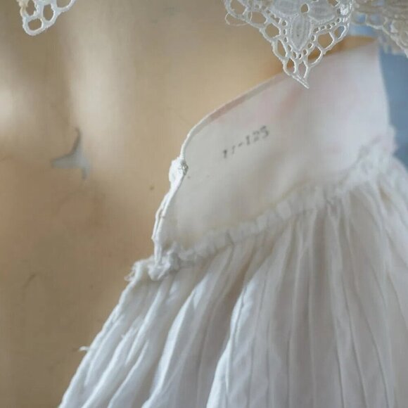 Vintage Edwardian Embroidered Sheer Lace Two-Piece Set – XS/S - Picture 7 of 16